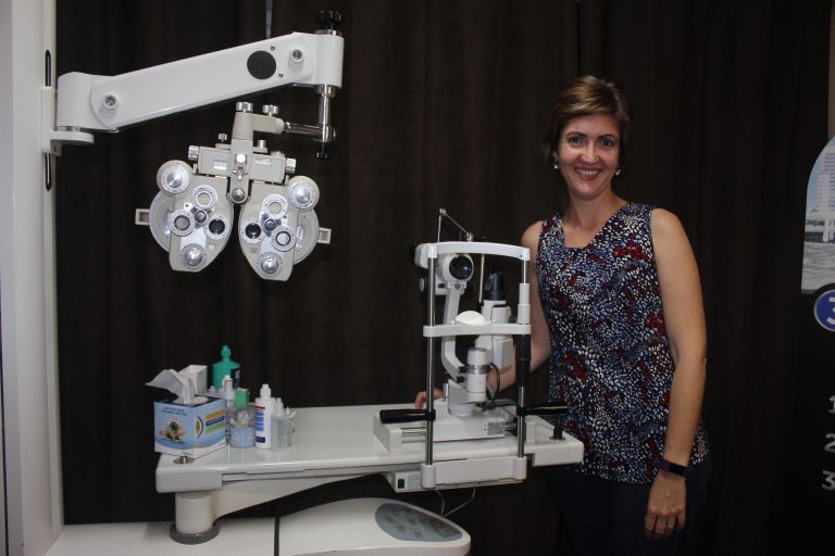 Newcastillian, Liana Engelbrecht, eyecare