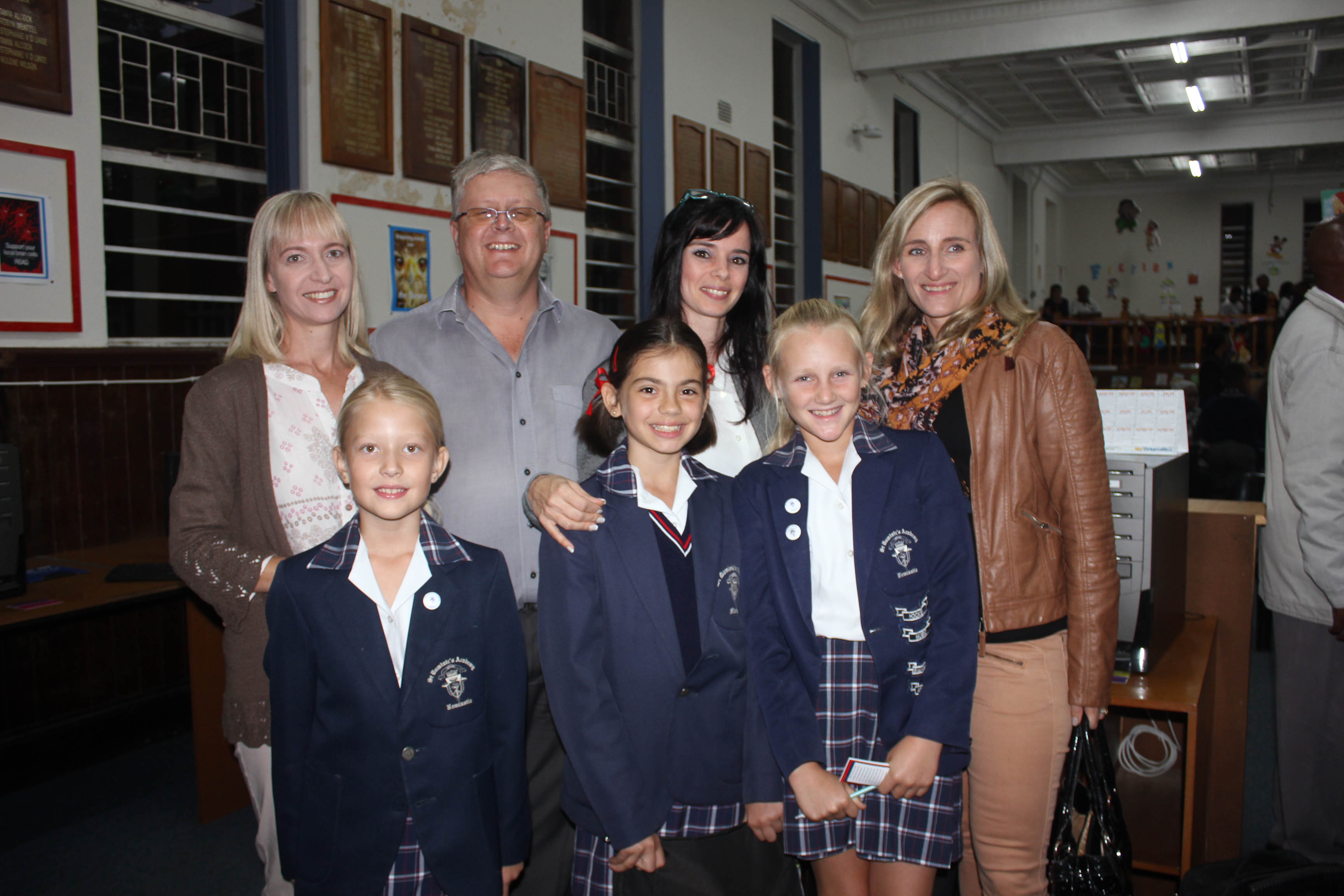 Back: Melanie and Louis Kruger. Claudia Tzinavos and Kim Hoatson Front: Zoe Kruger, Evangelina Tzinavos and Grace Hoatson.