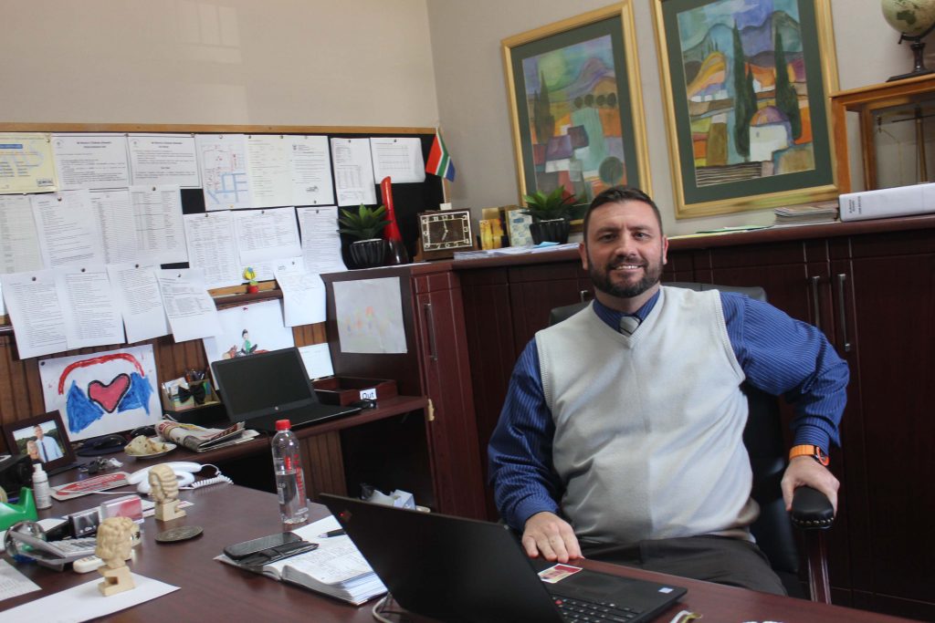 Bryn Thomas - Newcastillian Online News