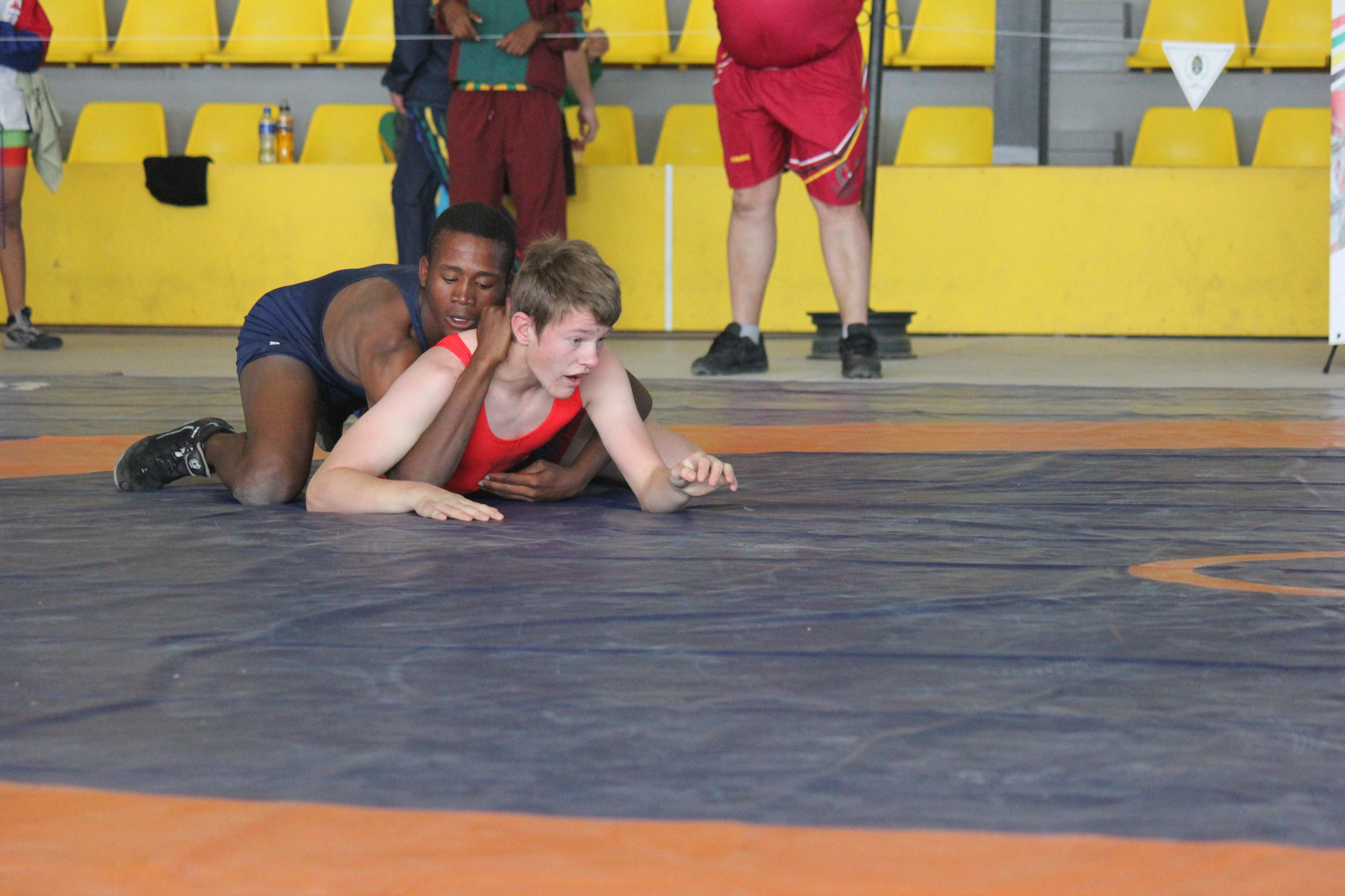 wrestling, Newcastillian