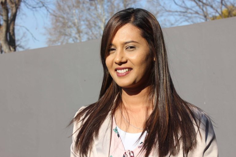 Lynelle, Newcastillian