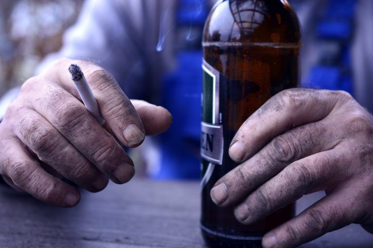 tobacco, alcohol, Newcastillian