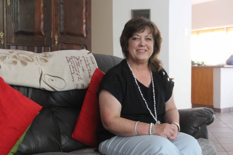 Newcastillian, School heads, Principal, Executive Head, Elizabeth Hanekom