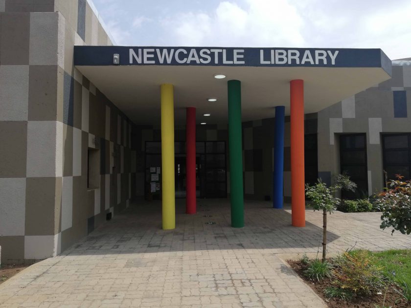 Newcastle Library, Newcastle Municipality, Newcastillian