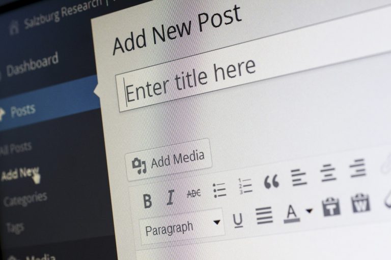 How to write an article: 8 tips to being a brilliant writer