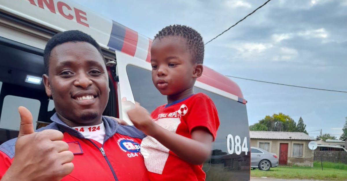 Child rescued thanks to Newcastle firefighters and ER24 EMS paramedics' dedication, Newcastillian - Online News