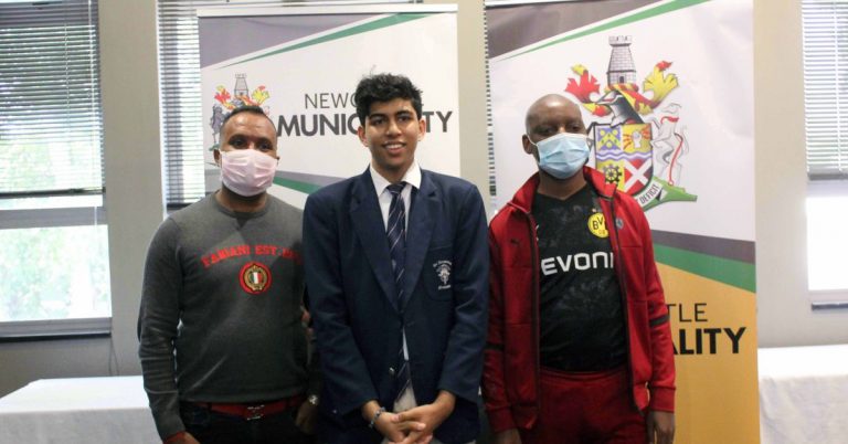 Suhaan Singh, Acting Municipal Manager Vish Govender, Newcastle Mayor Cllr Dr Ntuthuko Mahlabam Newcastillian - Online News