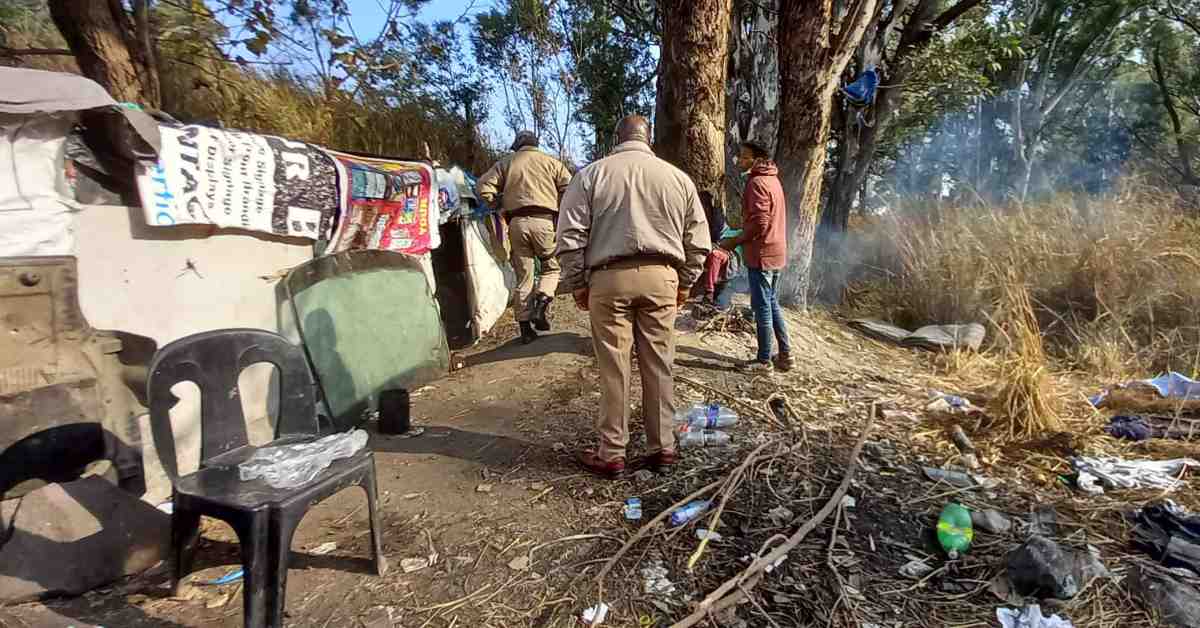Squatters erect dwellings near old railway houses Newcastle Municipality responds