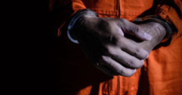 Off-duty cop catches burglars red-handed in Ekuvukeni business