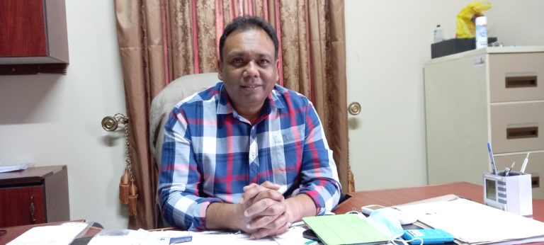 Dr Navindra Raman