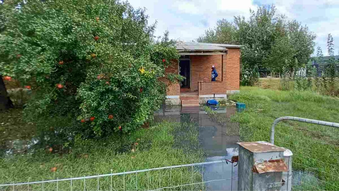 Hardwick Street resident uses stones and crates to avoid sewage