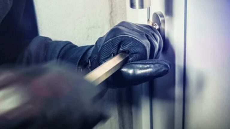 Crime syndicate member caught during PEP break-in on Allen Street