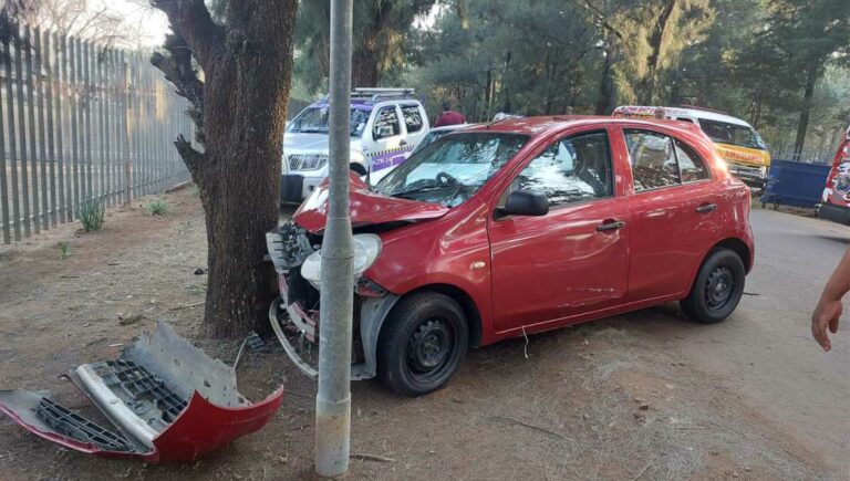 Mother and child escape serious injury after vehicle collides with tree