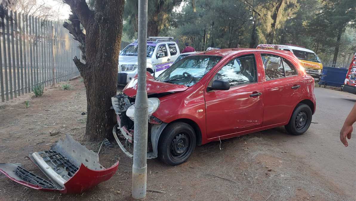 Mother and child escape serious injury after vehicle collides with tree