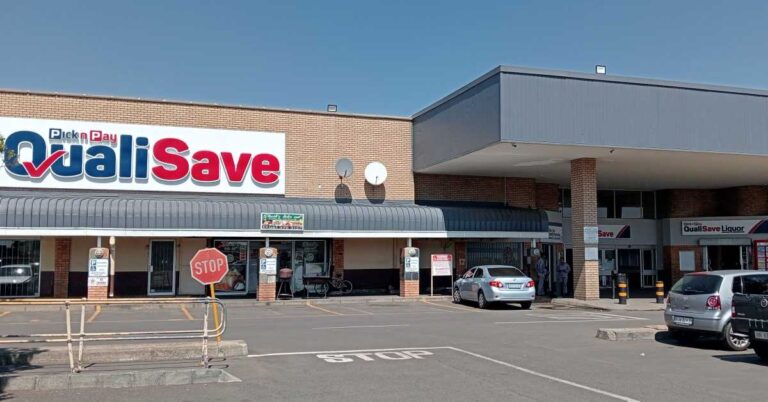 Retail giant to close doors at Scott Street branch after decades in Newcastle