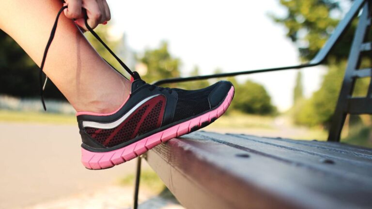 Newcastle Joggers Urged to Stay Alert After Female Jogger’s Knife-Point Robbery
