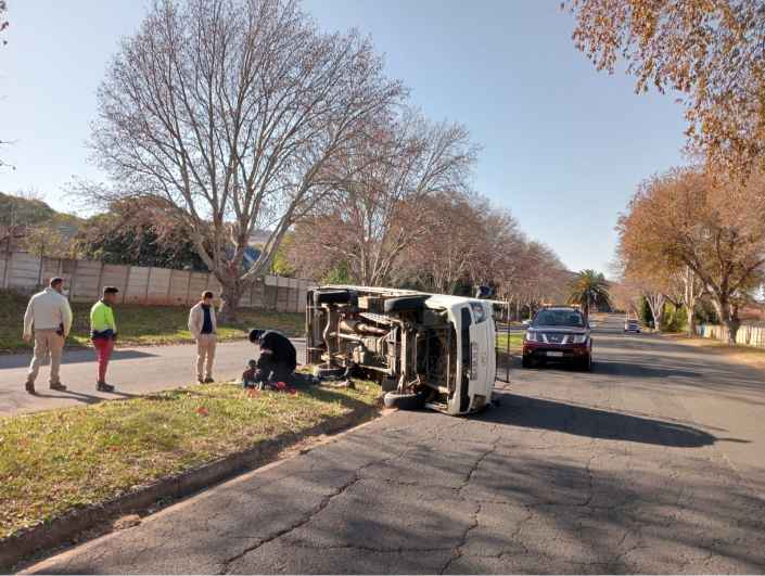Pedestrian Dodges Disaster as Truck Flips on Drakensberg Drive