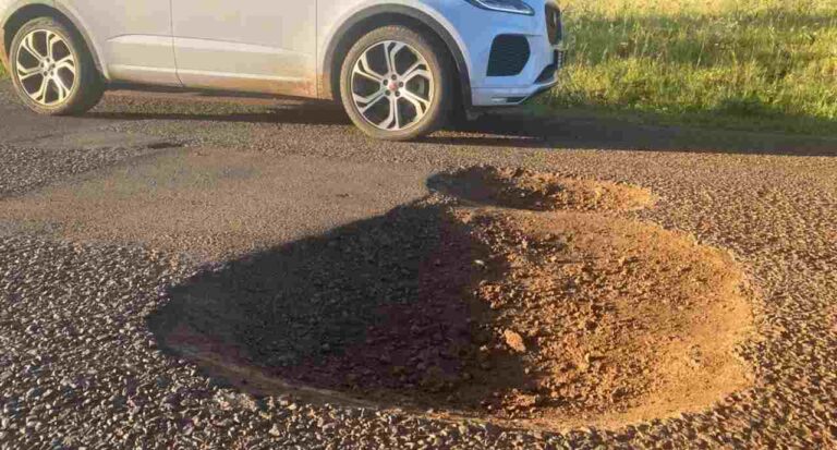 Over 500 Potholes Per Kilometre: Vryheid–Pongola Route Now a Perilous Obstacle 