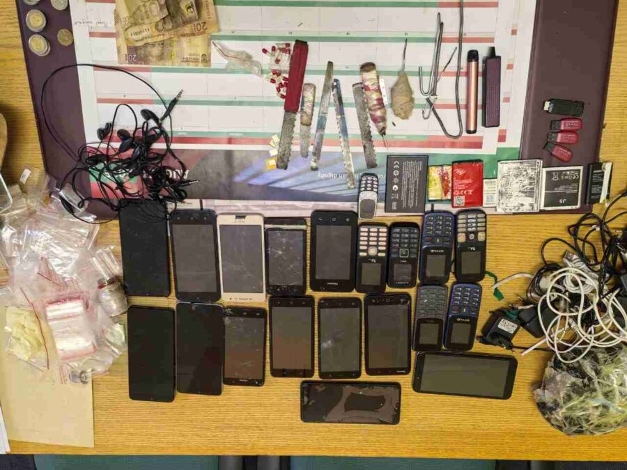 Waterval Prison contraband