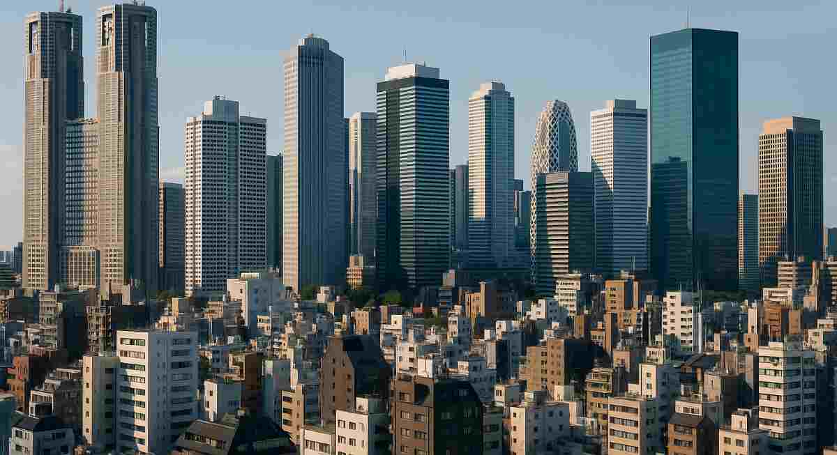 Japan US Tech ETFs: Image of Skyscrappers