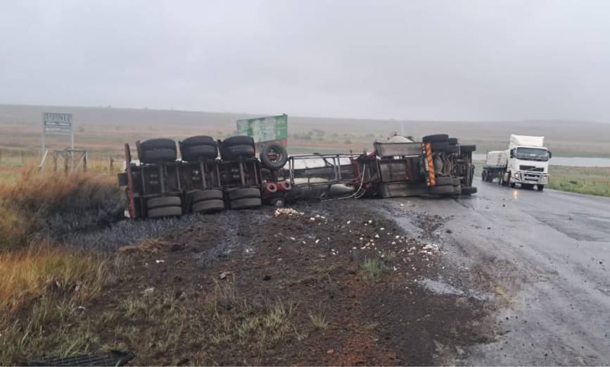 R34 crude oil truck accident