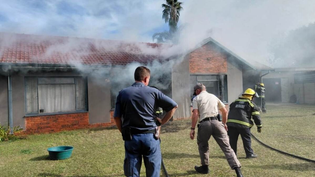 Barry Hertzog Park house fire