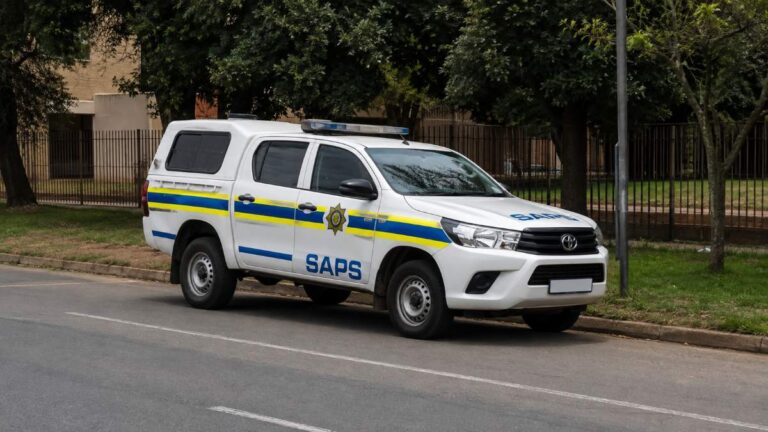 Newcastle SAPS vehicle shortage